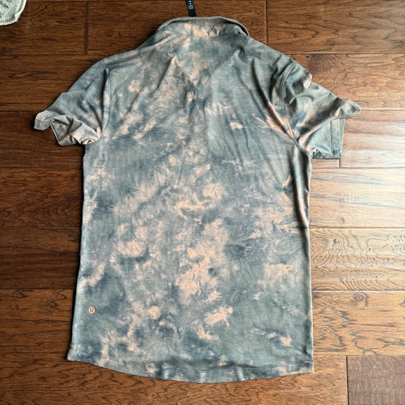 Lululemon Evolution Short Sleeve Polo Shirt Size Medium - Picture 4 of 4